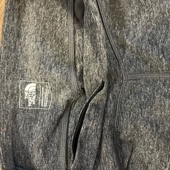 north face capris - Picture 2 of 2